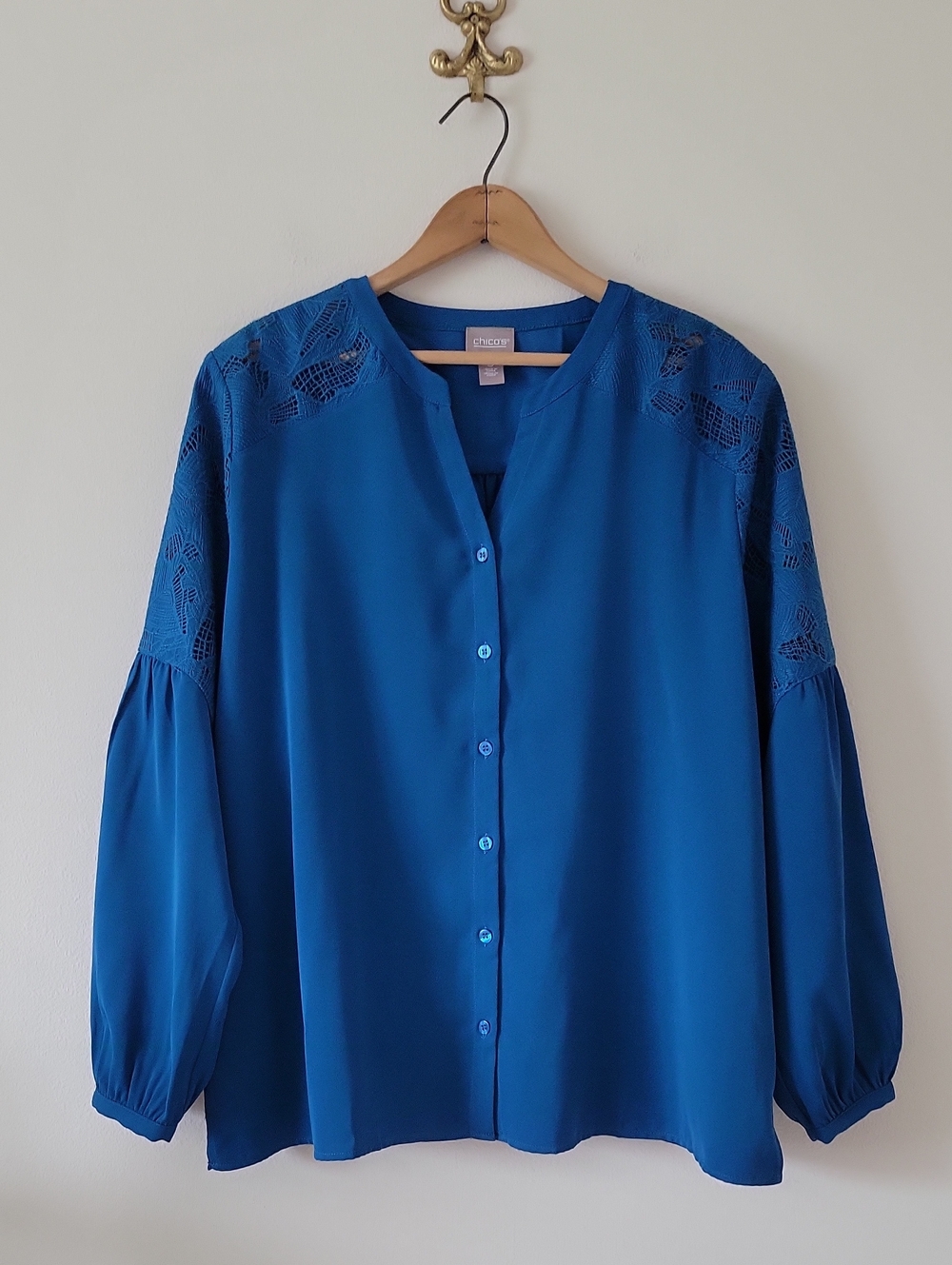 Chico's Teal Blue Button Down Lace Insert Blouse Size XL